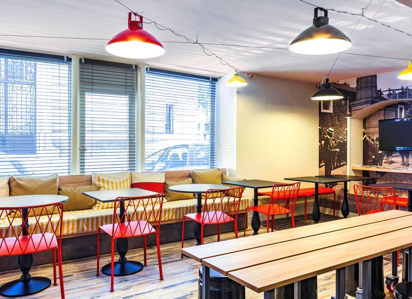 Restaurant Photo
