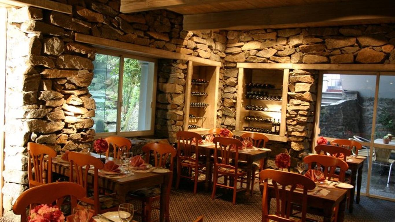 Regency Suites Boutique Hotel