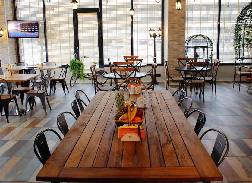 Restaurant Photo