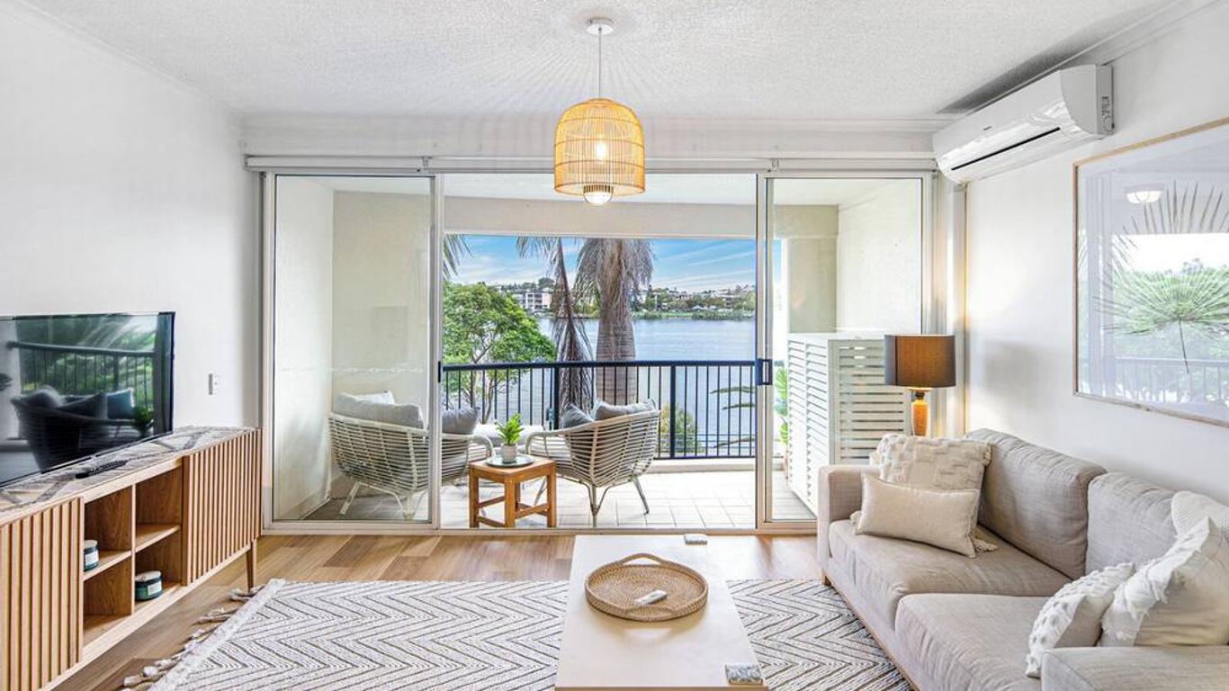 Goldsborough Place Apartments