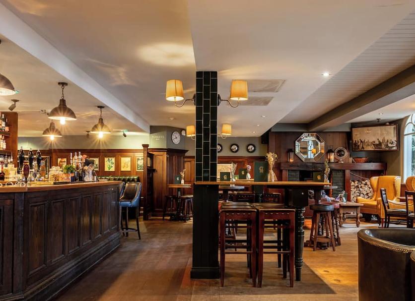 Bar Photo