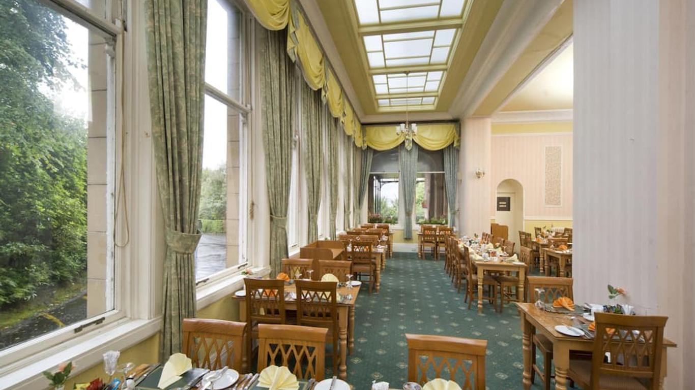 The Glenburn Hotel