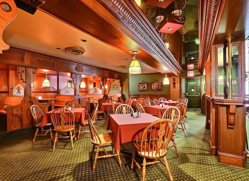 Restaurant Photo