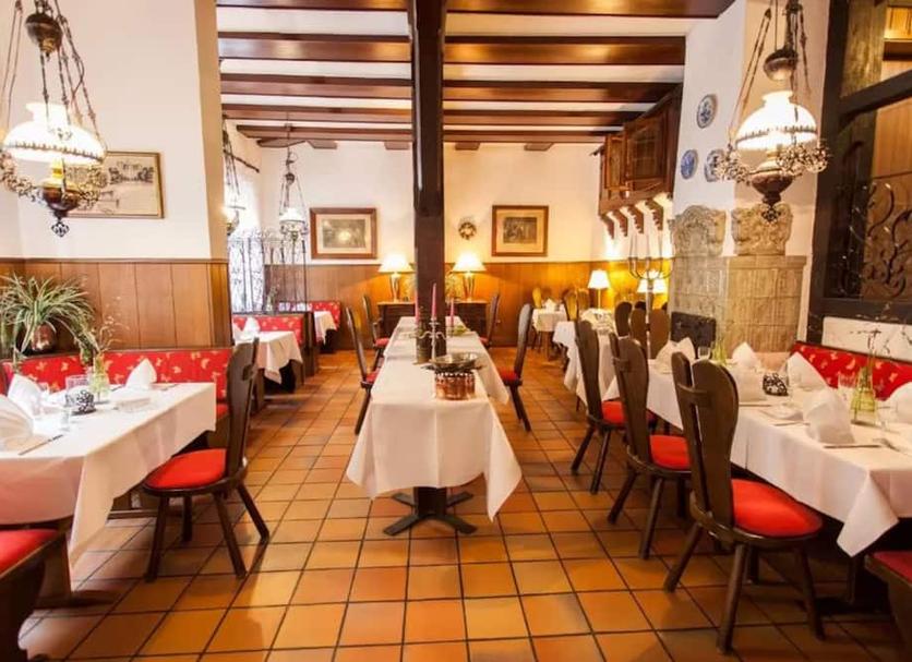 Restaurant Photo