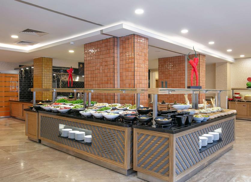 Buffet Photo