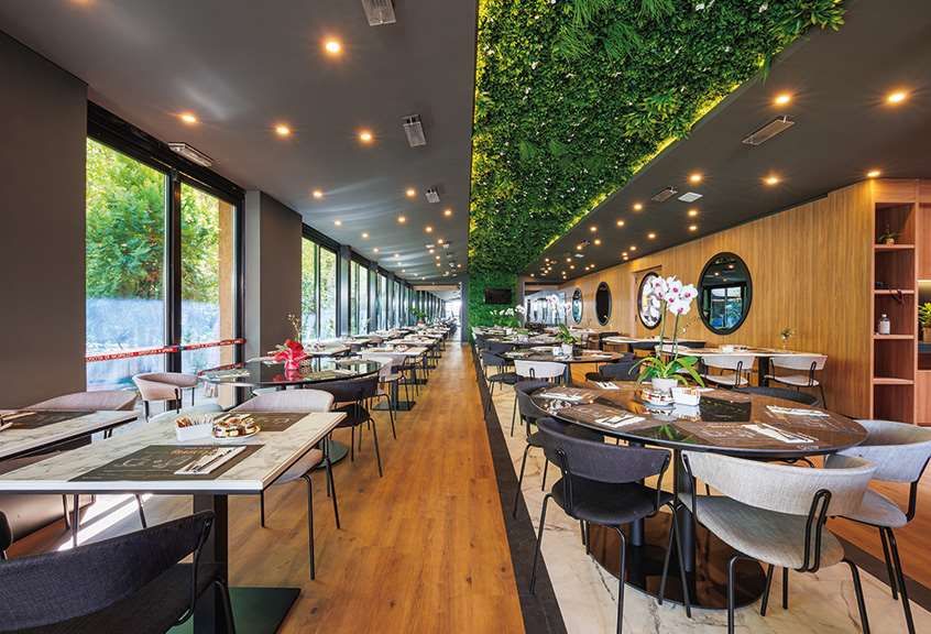 Restaurant Photo