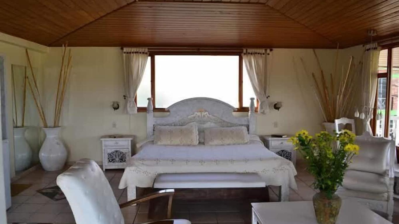 Miravalle Suites