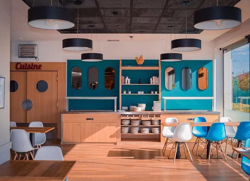 Restaurant Photo