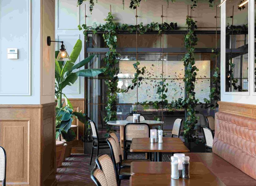 Restaurant Photo