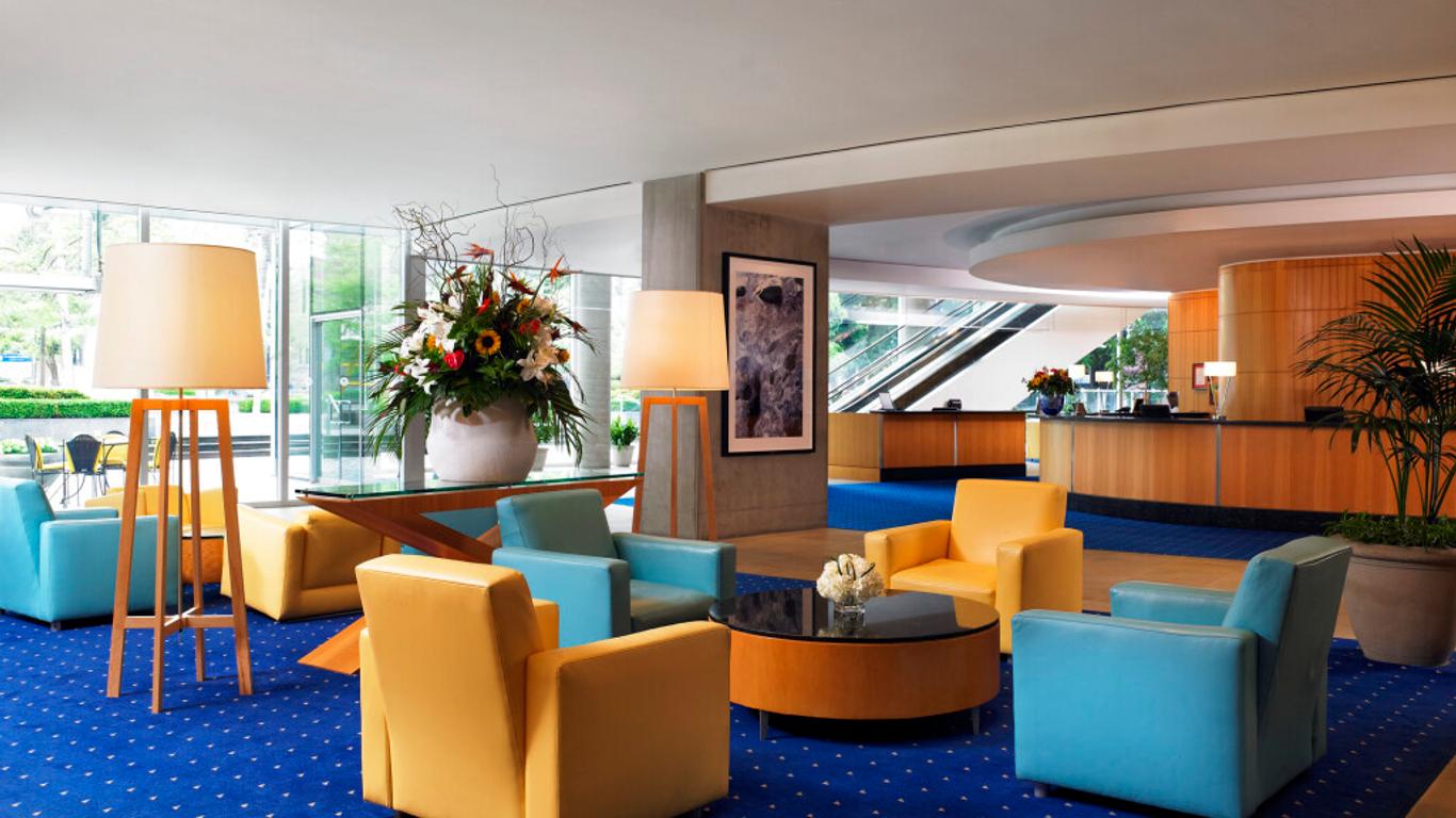 Sheraton Vancouver Wall Centre