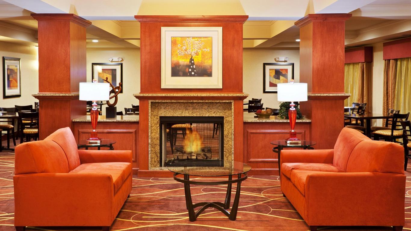 Holiday Inn Express & Suites Chehalis-Centralia