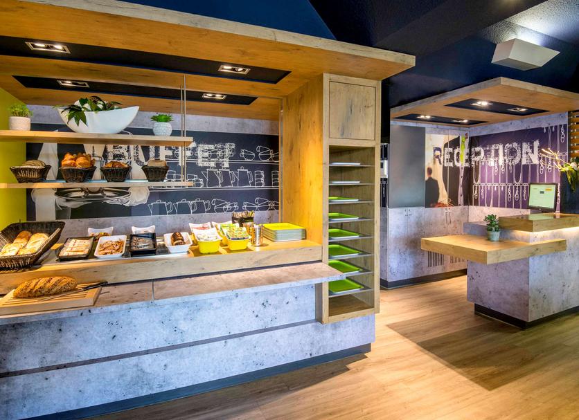 Buffet Photo