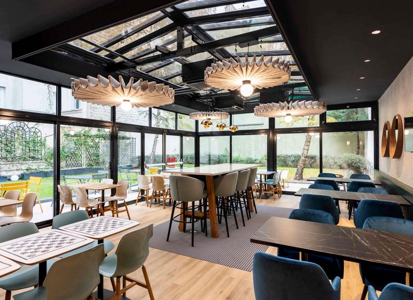 Restaurant Photo
