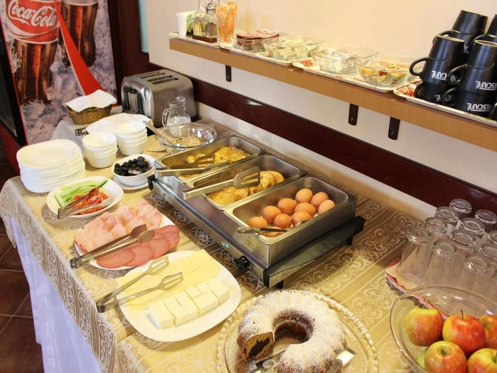Buffet Photo