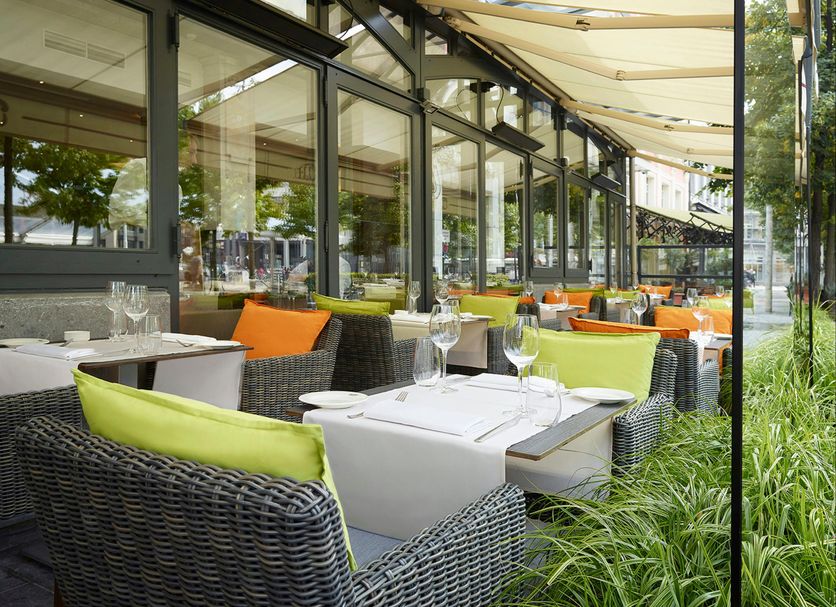 Restaurant Photo