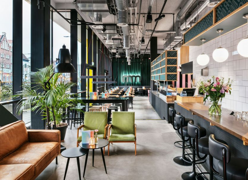 Bar Photo
