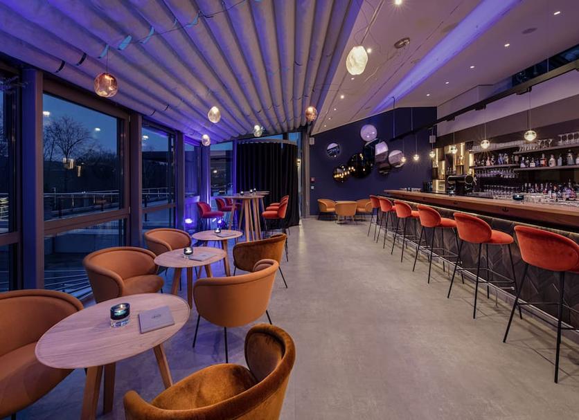 Bar Photo