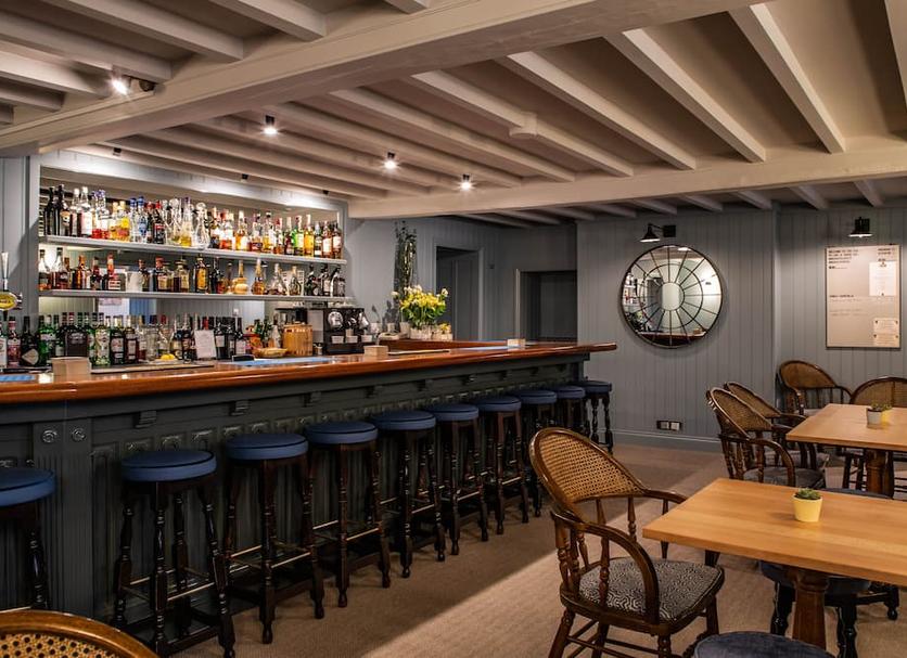 Bar Photo