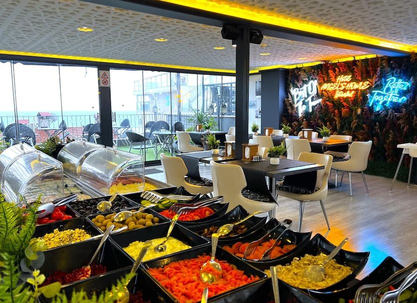 Restaurant Photo