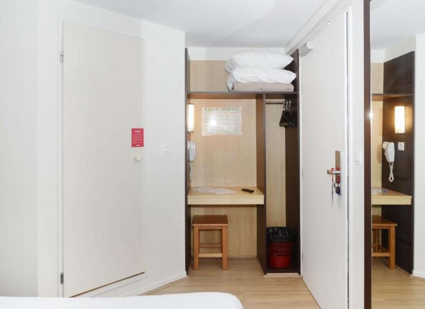 Équipements de la chambre Photo