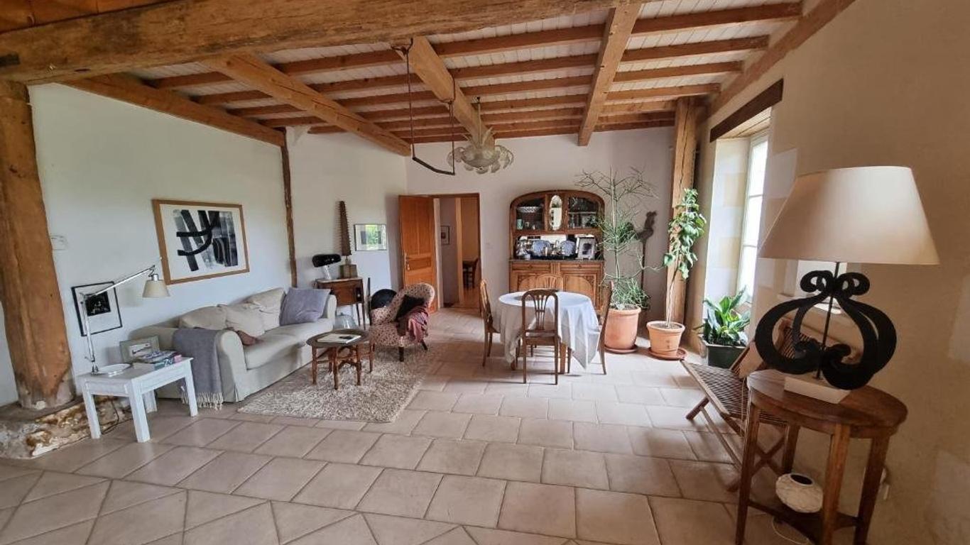 Chambre d'hôtes à Mignaloux-Beauvoir- le Thil