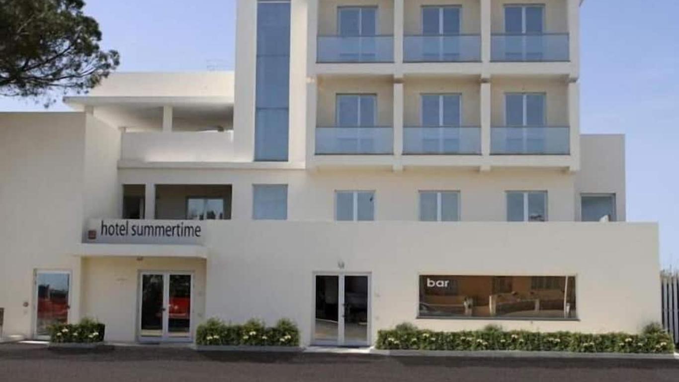 Hotel Summertime