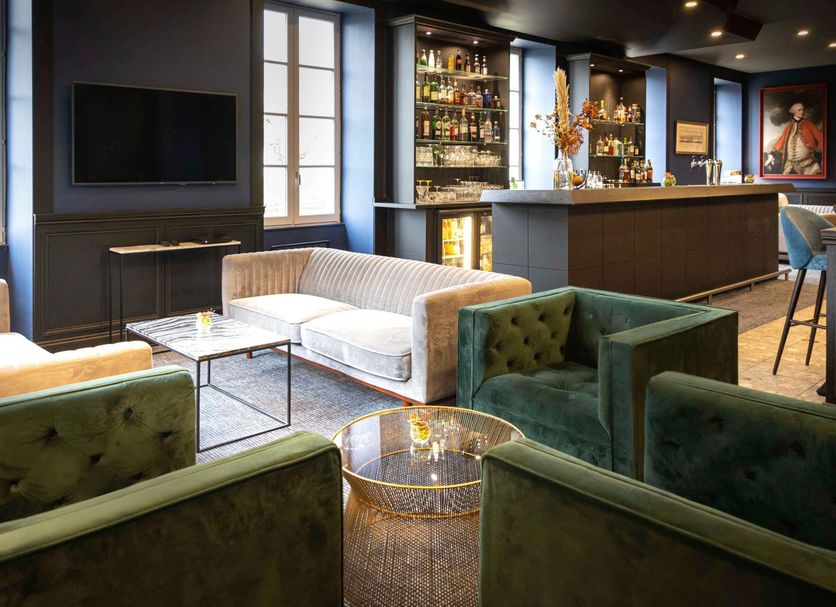 Bar Photo