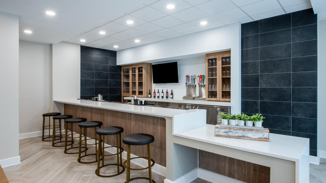 Staybridge Suites Atlanta Airport