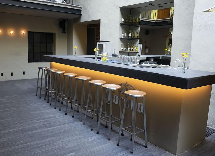 Bar Photo