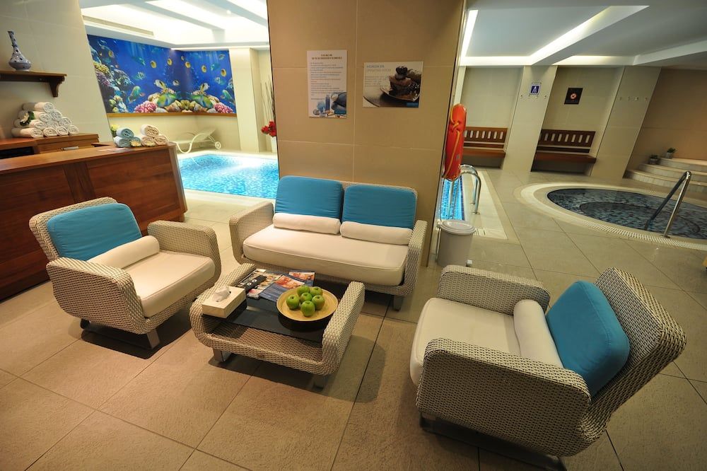 Salon