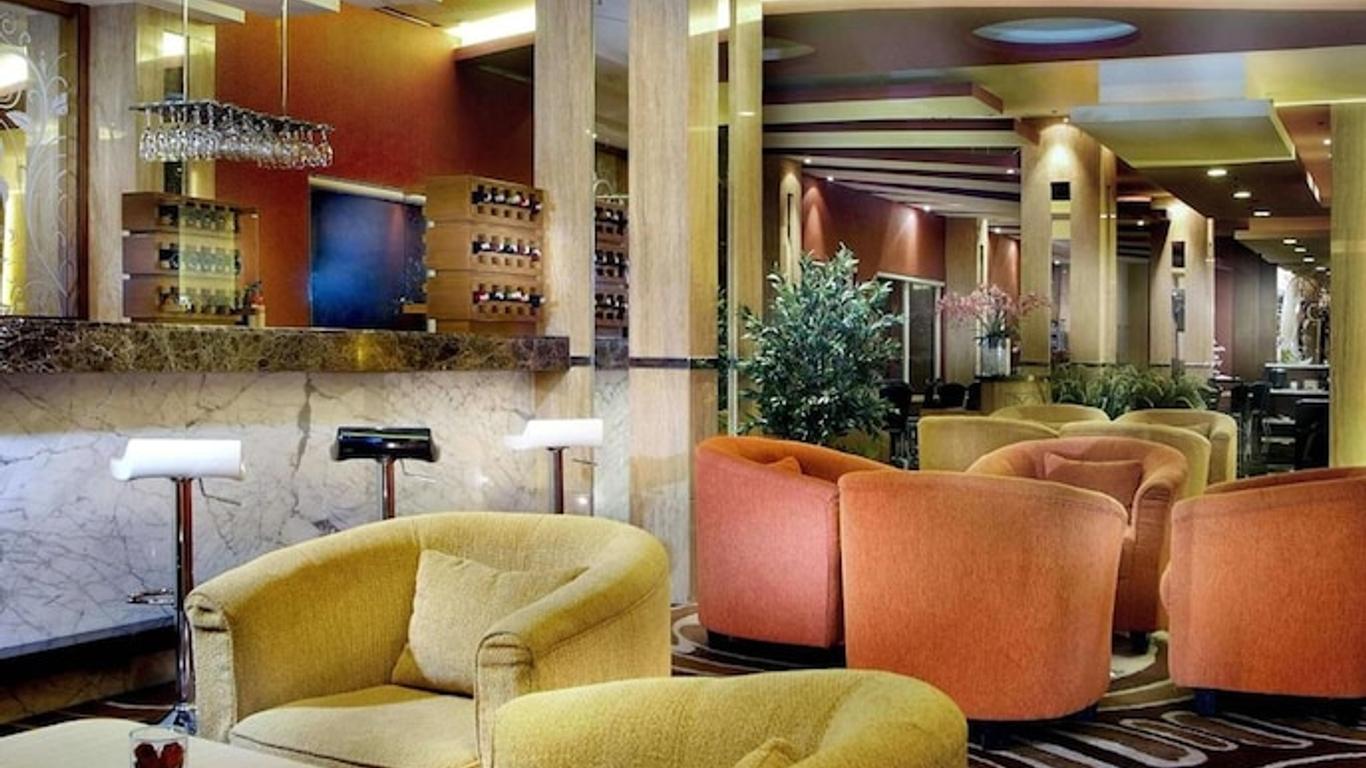 Royal Palm Hotel & Conference Center Cengkareng