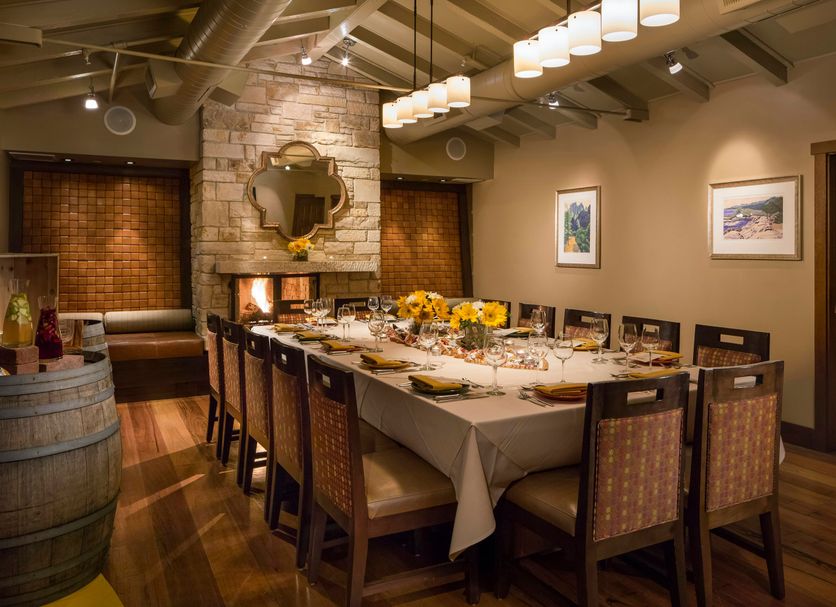 Restaurant Photo
