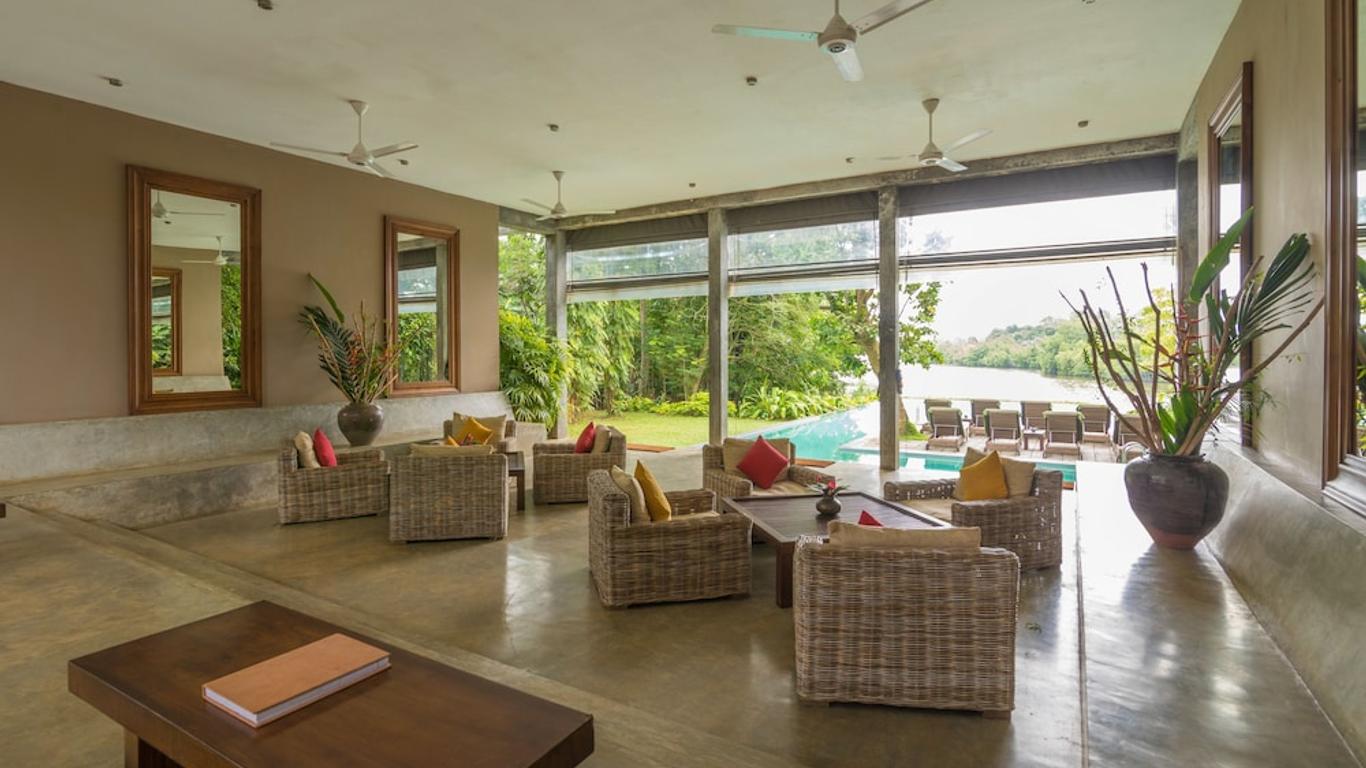 Roman Lake Ayurveda Boutique Resort