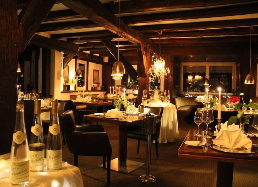 Restaurant Photo