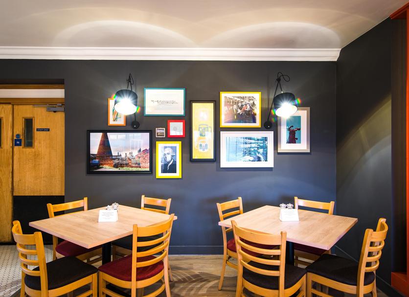 Restaurant Photo