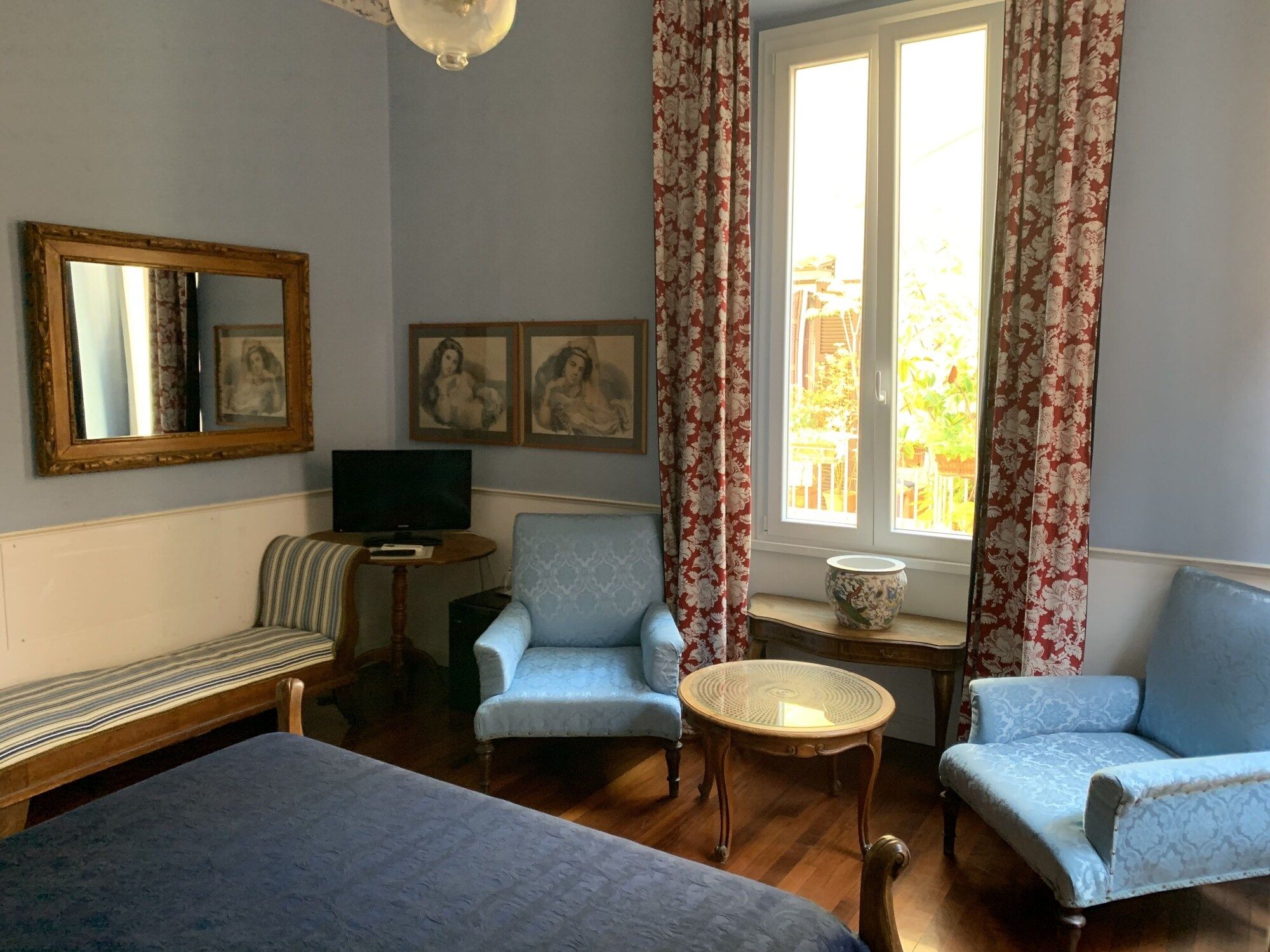 Salon