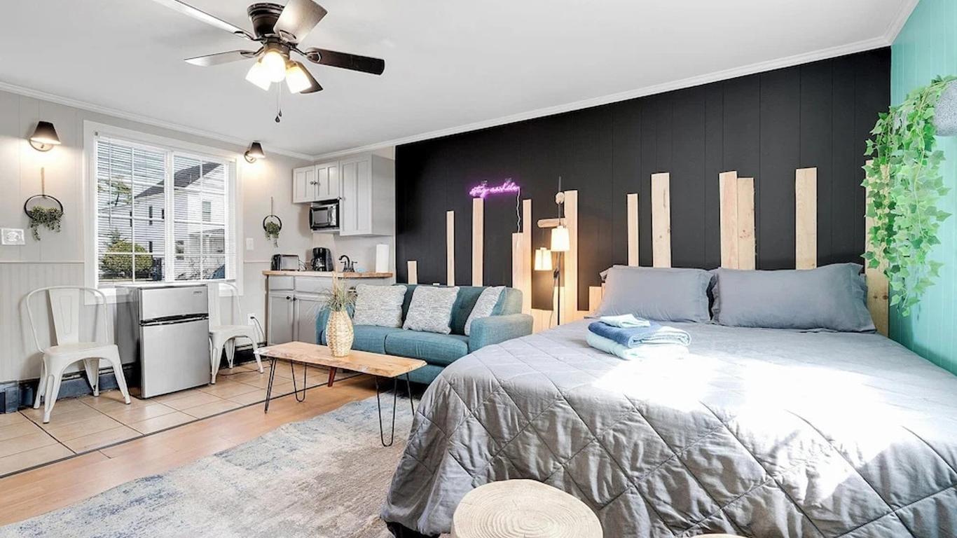 Sandcastle Inn & Motel