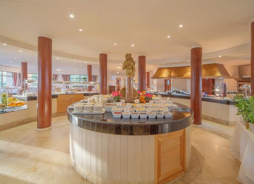 Buffet Photo