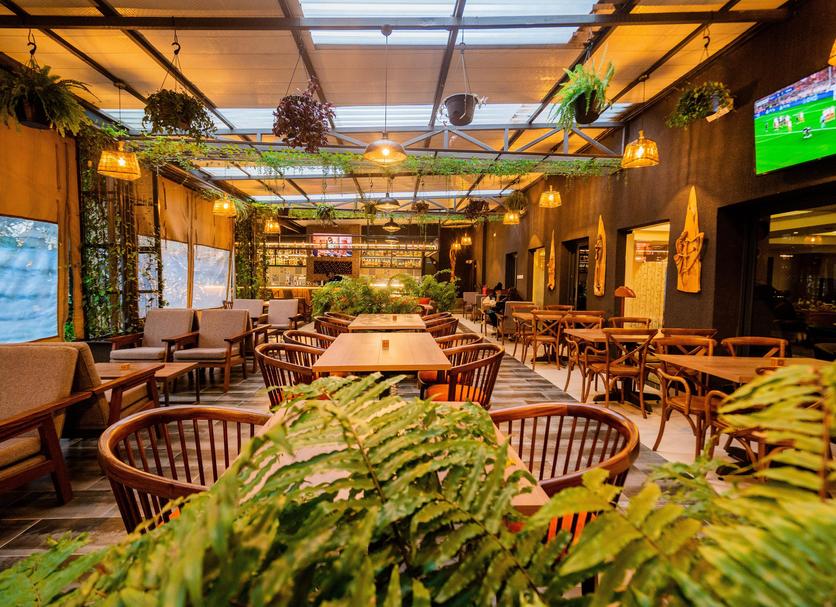 Restaurant Photo