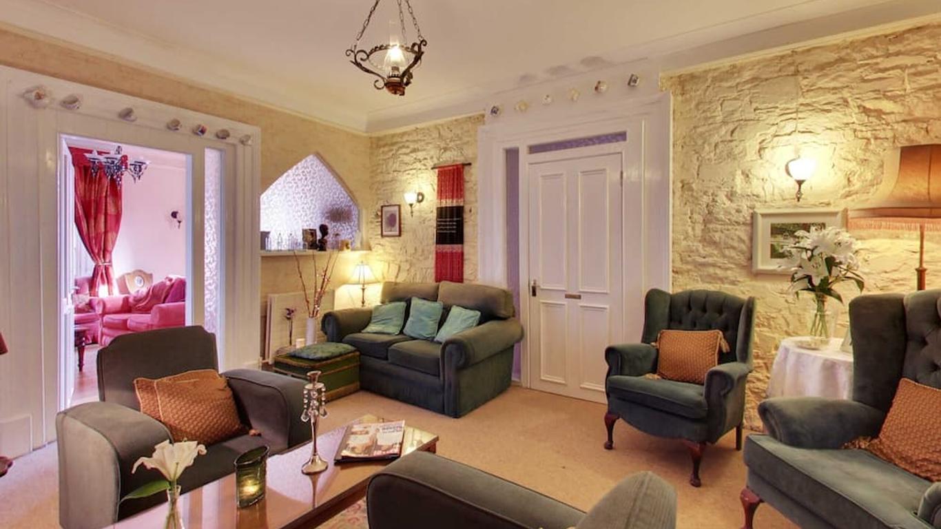 Robin Hill House Heritage Guest House