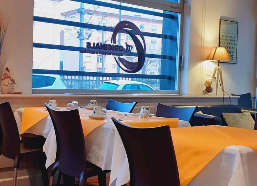 Restaurant Photo