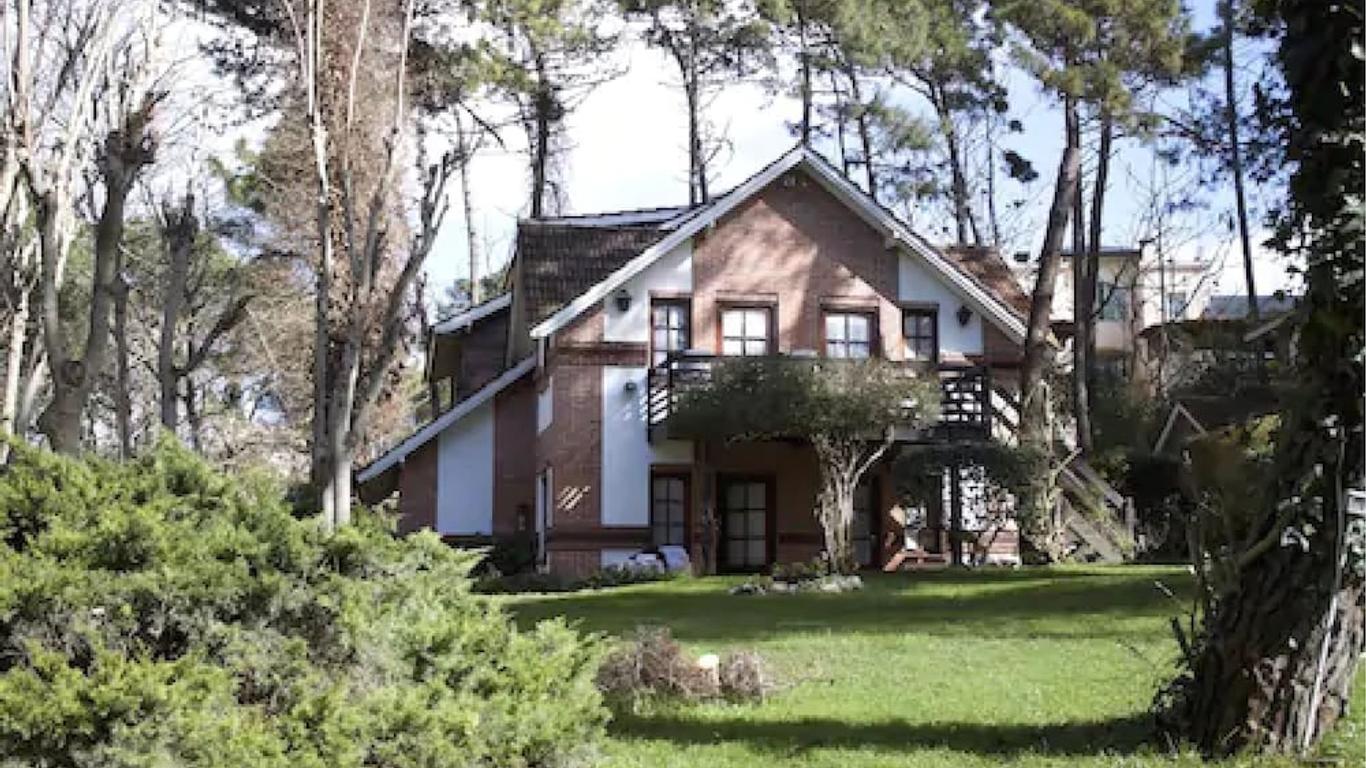 Posada Del Bosque Carilo
