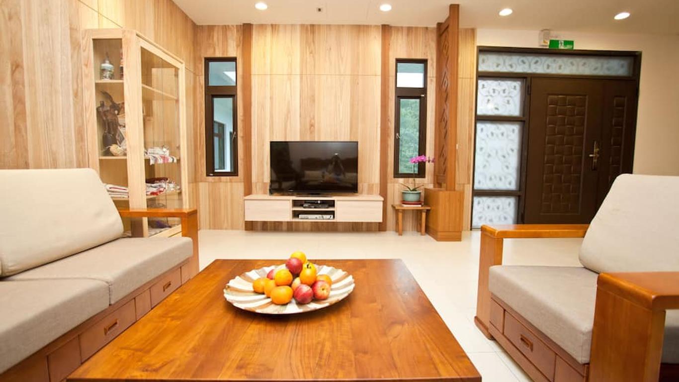 Li Wu Zuo Cun B&B