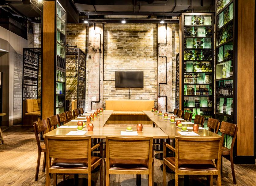 Restaurant Photo
