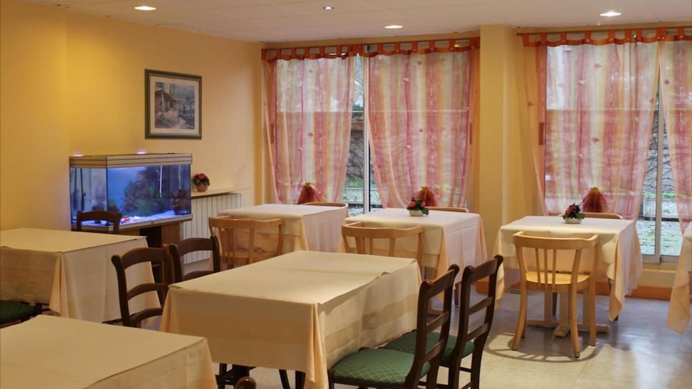 Hôtel Le Village