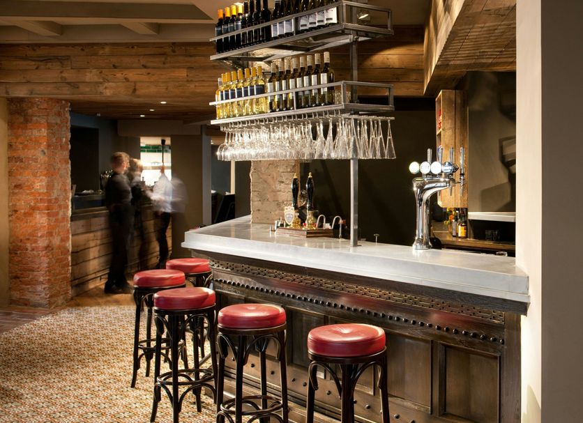 Bar Photo