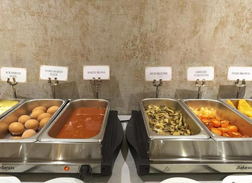 Buffet Photo