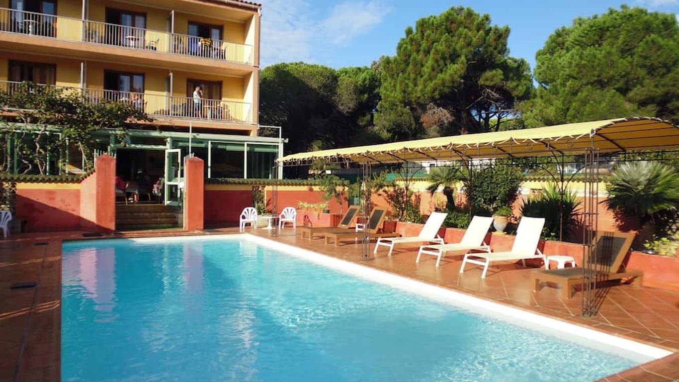 Hotel Cyrnea
