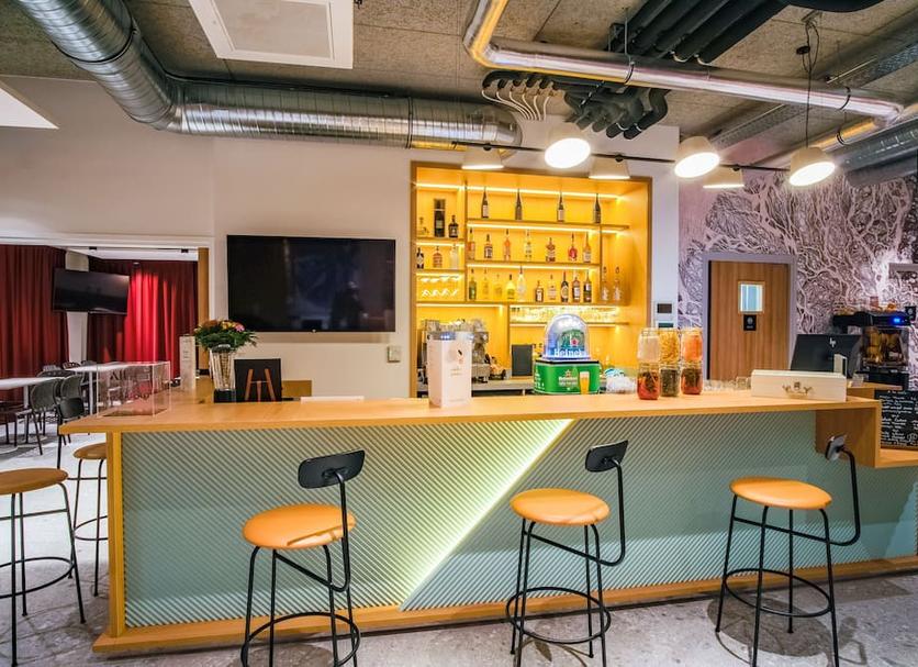 Bar Photo