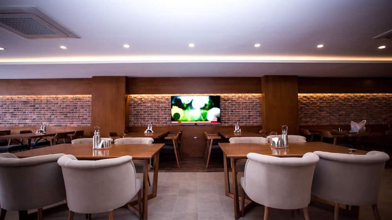 Aripsas Hotel